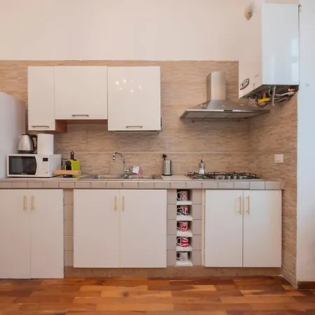Apartment Ihost - Ornato 14 Milan