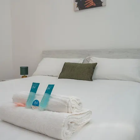 Ihost - Ornato 14 公寓 *